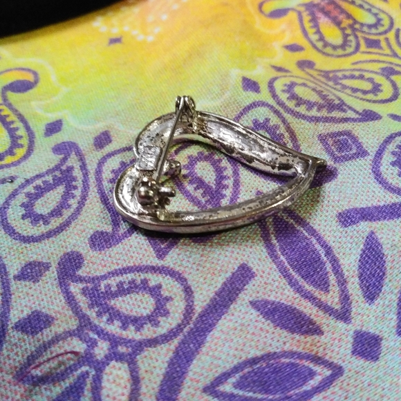 Small Sliver Heart Pin - Picture 5 of 5